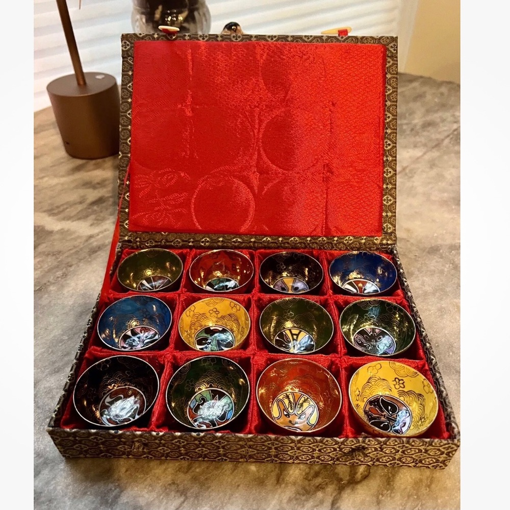 Vintage Chinese tea cups - NEVER USED